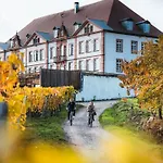 Hotel Val-vignes Colmar Haut-koenigsbourg, The Originals Relais Saint-Hippolyte (Haut-Rhin)