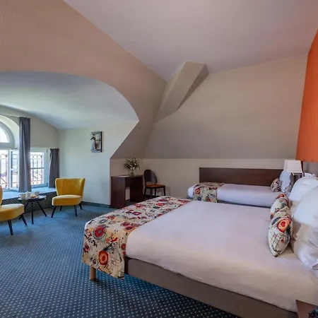 Val-vignes Colmar Haut-koenigsbourg, The Originals Relais 4* סנט היפולייט