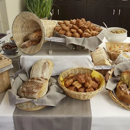 Val-vignes Colmar Haut-koenigsbourg, The Originals Relais Hotel Saint-Hippolyte (Haut-Rhin)