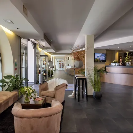 Val-vignes Colmar Haut-koenigsbourg, The Originals Relais 4*