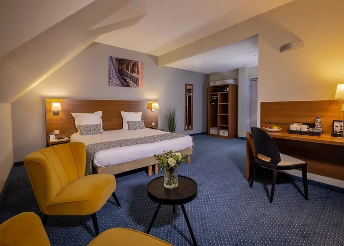 Hotel Val-vignes Colmar Haut-koenigsbourg, The Originals Relais Saint-Hippolyte (Haut-Rhin)