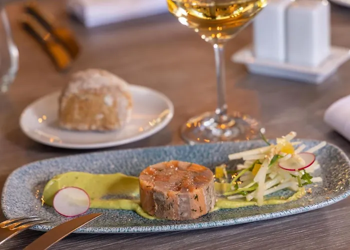 Val-vignes Colmar Haut-koenigsbourg, The Originals Relais Hotel 4*