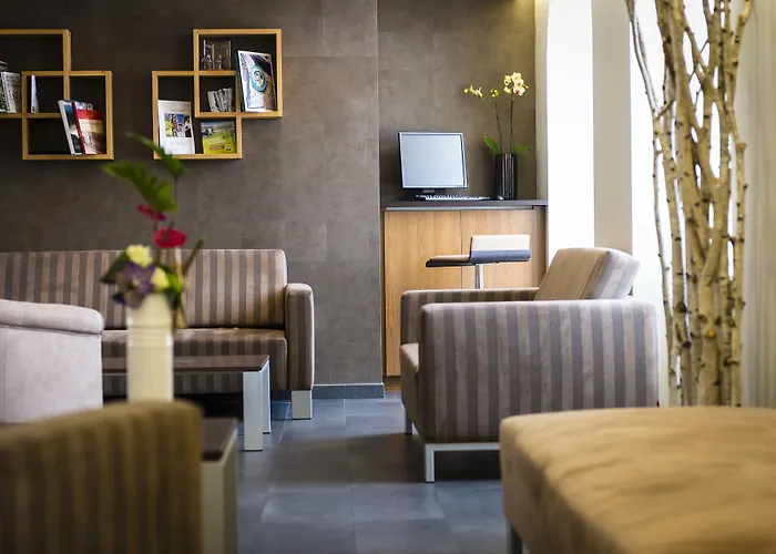 Hotel Val-vignes Colmar Haut-koenigsbourg, The Originals Relais Saint-Hippolyte (Haut-Rhin)