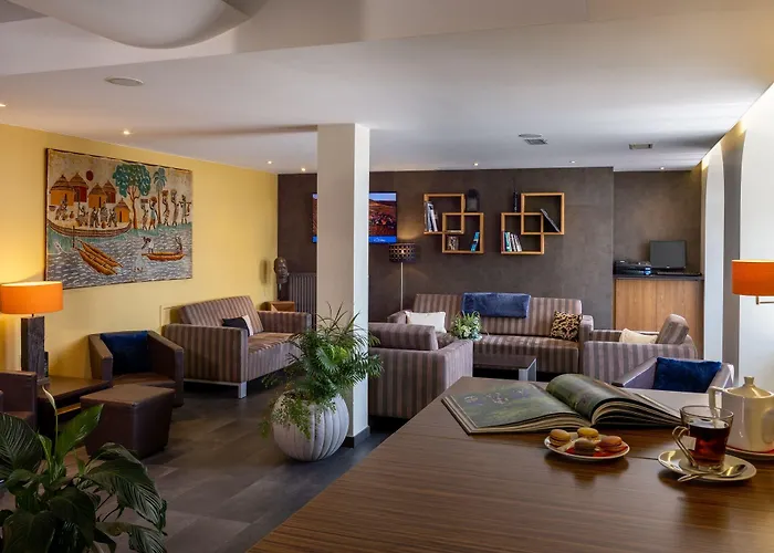 Val-vignes Colmar Haut-koenigsbourg, The Originals Relais 4* Saint-Hippolyte (Haut-Rhin)