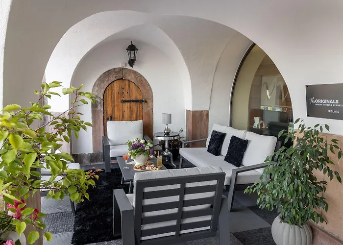 Hotel Val-vignes Colmar Haut-koenigsbourg, The Originals Relais 4*